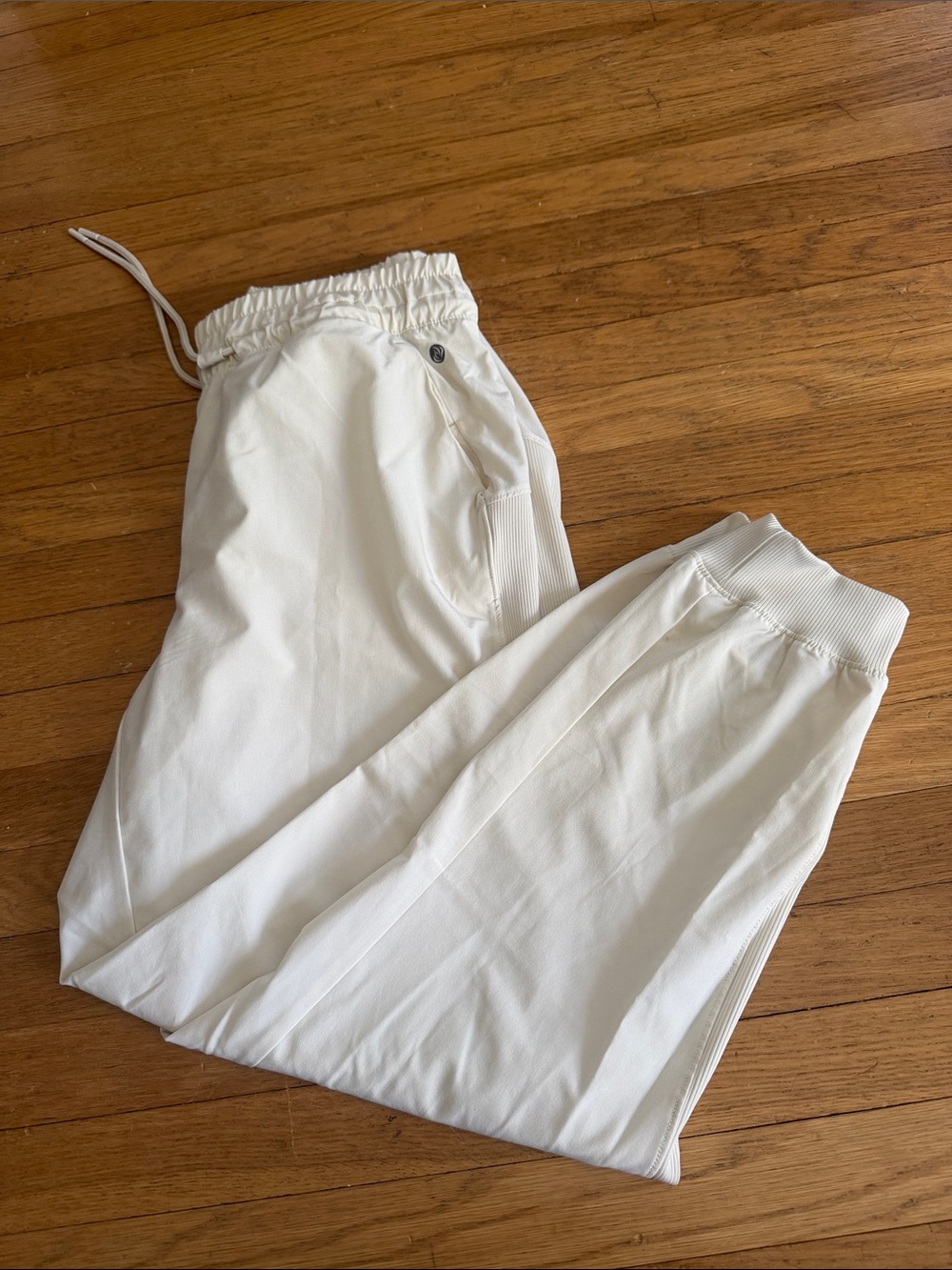 Apana Women’s Lt Tan Drawstring Jogger Pants
